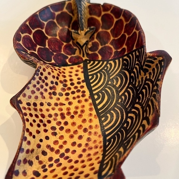 African Bowl with Zebra Drinking - Picture 5 of 10